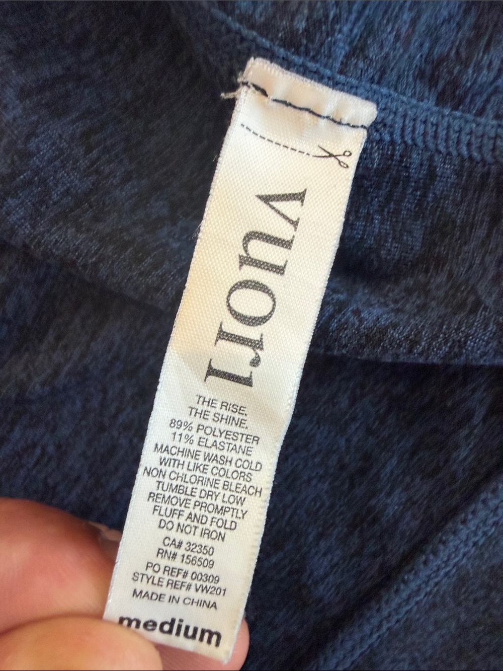 Vuori mens blue hoodie size medium - Picture 8 of 8